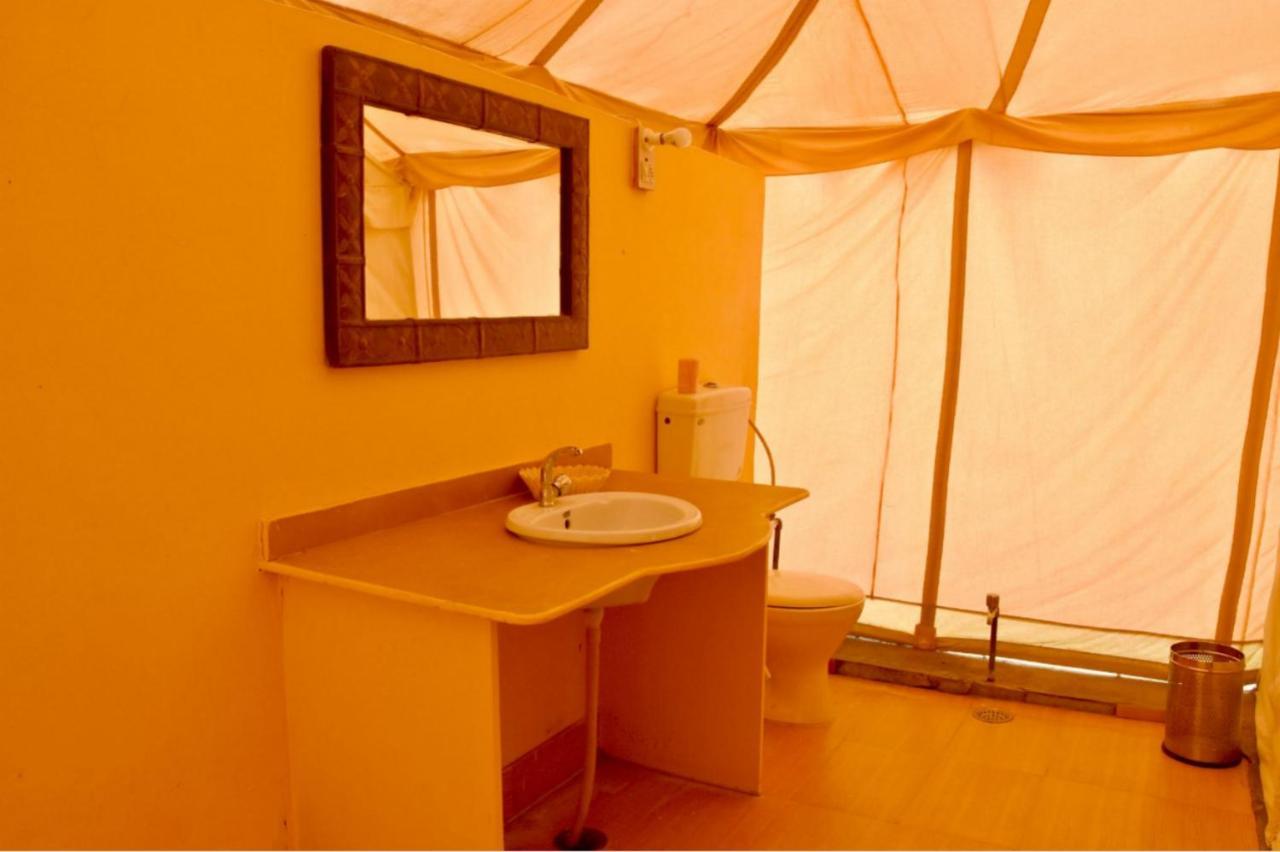 فندق Jaisan Boutique Desert Camp جيلسامر المظهر الخارجي الصورة
