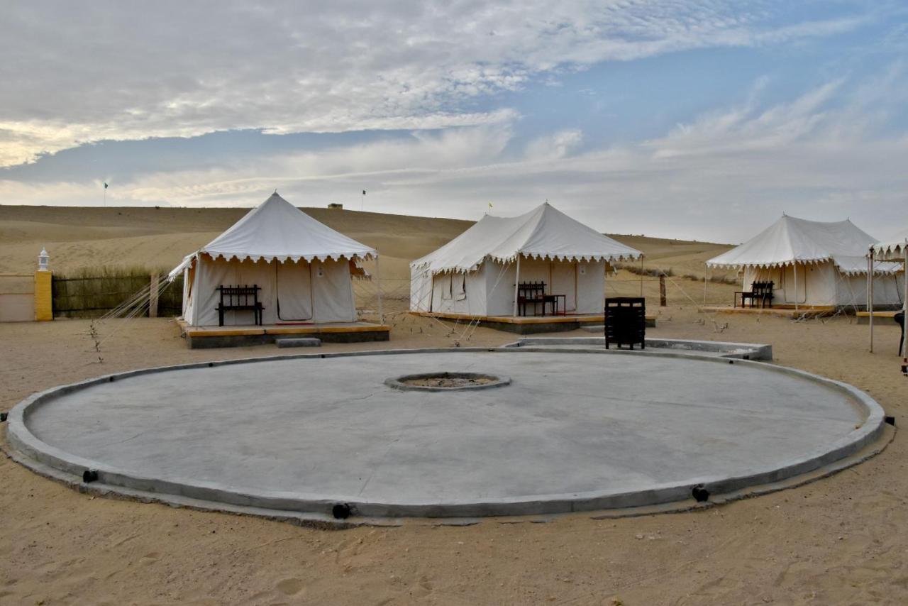 فندق Jaisan Boutique Desert Camp جيلسامر المظهر الخارجي الصورة